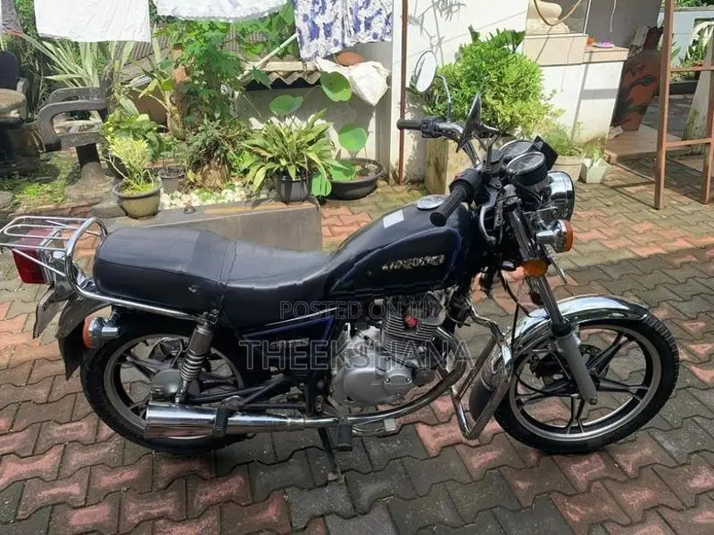 Suzuki GN 125 2017