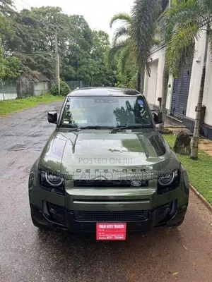 Land Rover Defender X-Dynamic HSE PHEV 2026