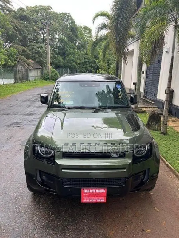 Land Rover Defender X-Dynamic HSE PHEV 2026