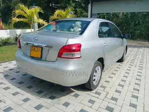 Toyota Belta 2009