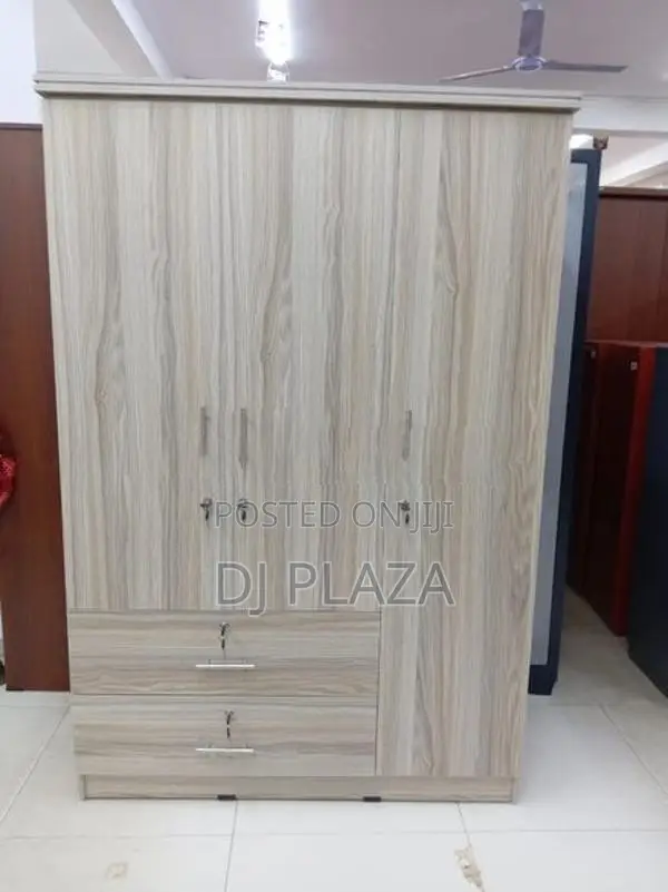 Almari 6x4 Melamine 3door