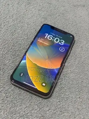 Apple iPhone X (Used)