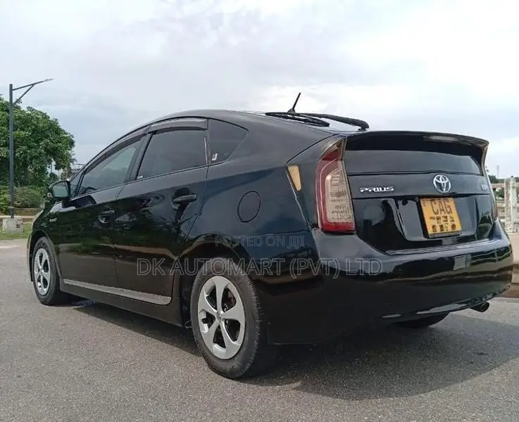 Toyota Prius 2012