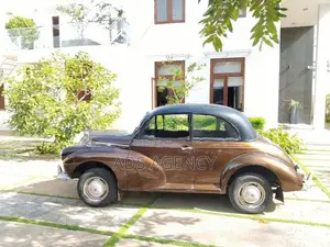 Morris Minor 1953