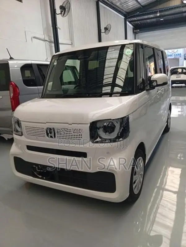 Honda N-Box G 2024