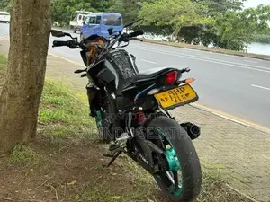 Yamaha FZs V2 Black Shine 2018
