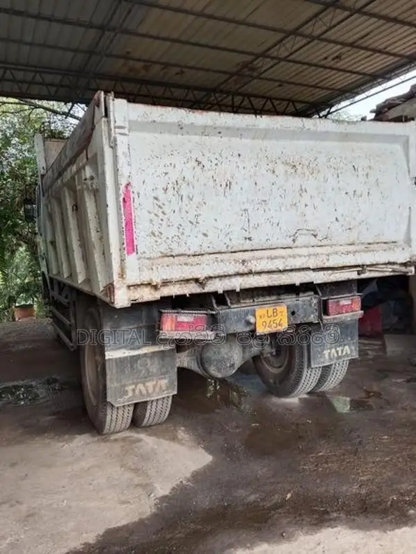 Tata 1615 2006