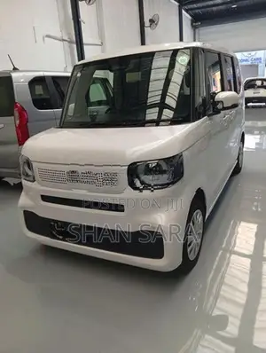 Honda N-Box G 2024