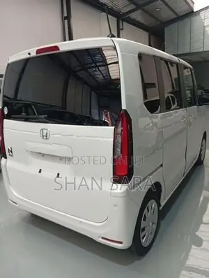 Honda N-Box G 2024