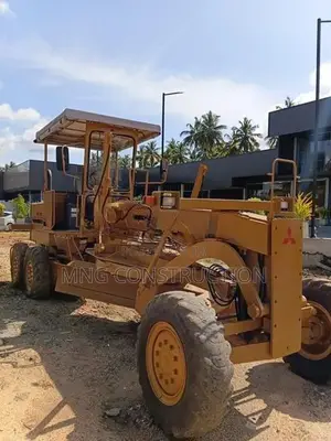 Mitsubishi MG 230 Motor Grader