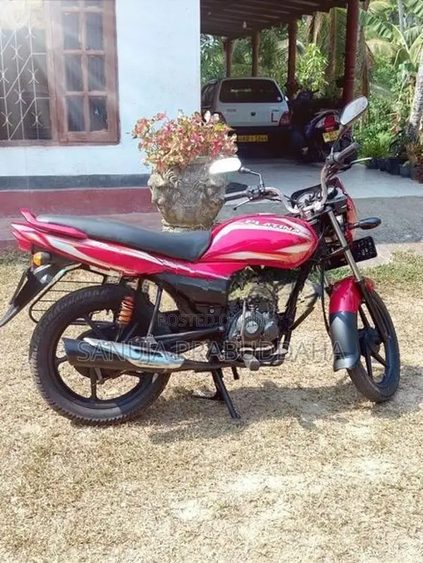 Bajaj Platina 100 2015