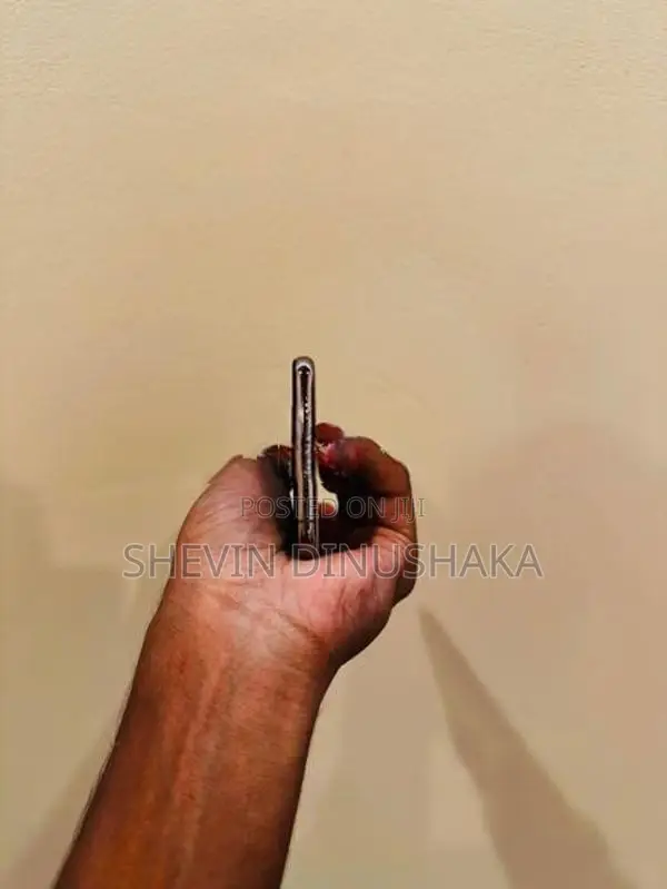 Apple iPhone XS (Used)