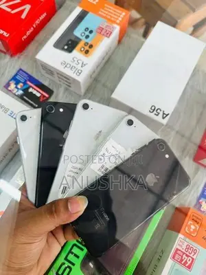 Apple iPhone 8 i Phone (Used)