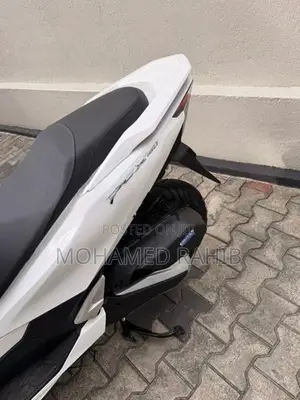 Honda PCX160 2025
