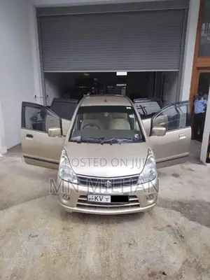 Suzuki Zen 2013
