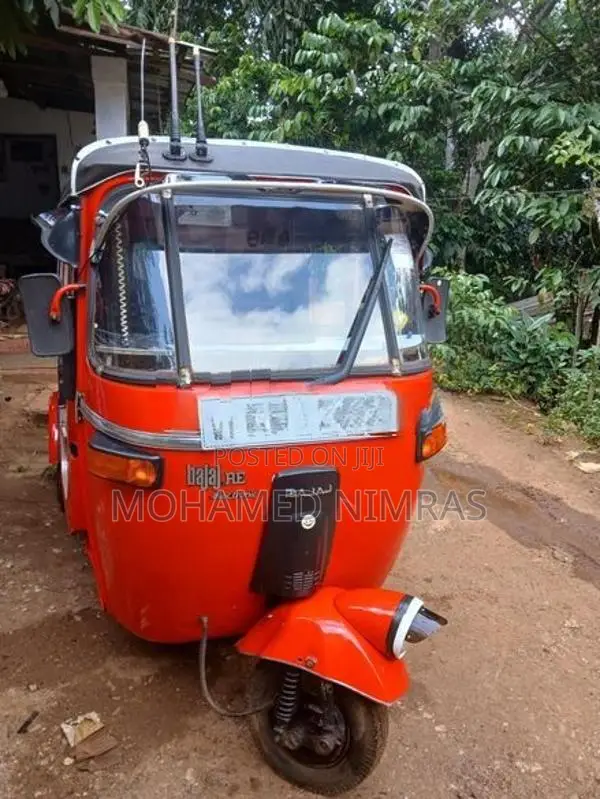 Bajaj RE 2003