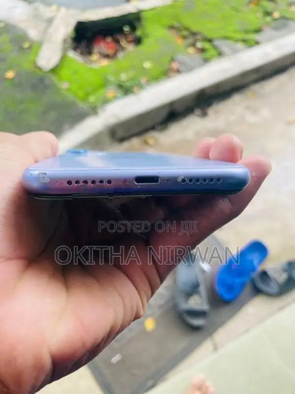 Apple iPhone 11 (Used)