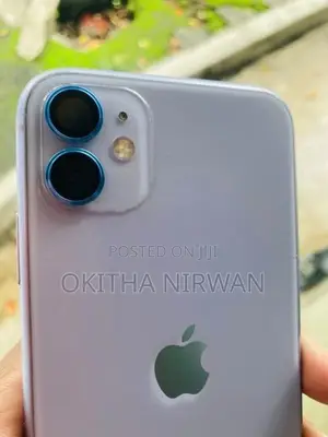 Apple iPhone 11 (Used)