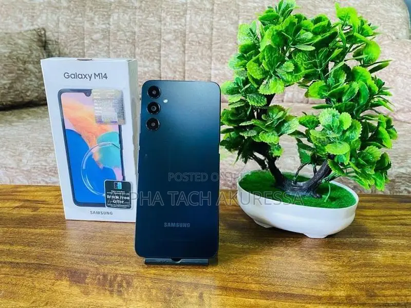 Samsung Galaxy M14 6GB 128GB (Used)