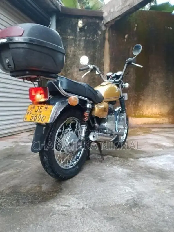 Honda CM Custom 2001