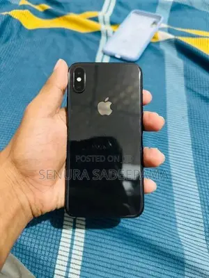 Apple iPhone X (Used)
