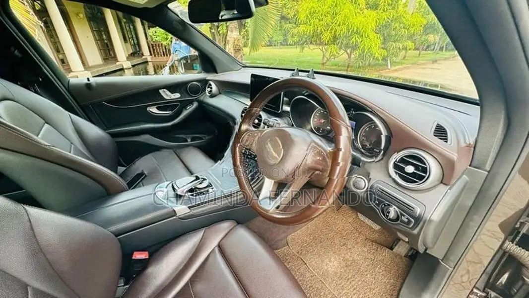 Mercedes Benz GLC 250 2016