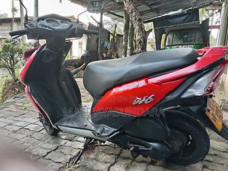 Honda Dio 2012