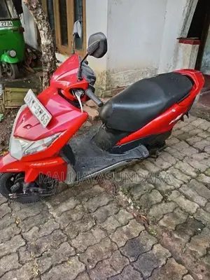 Honda Dio 2012