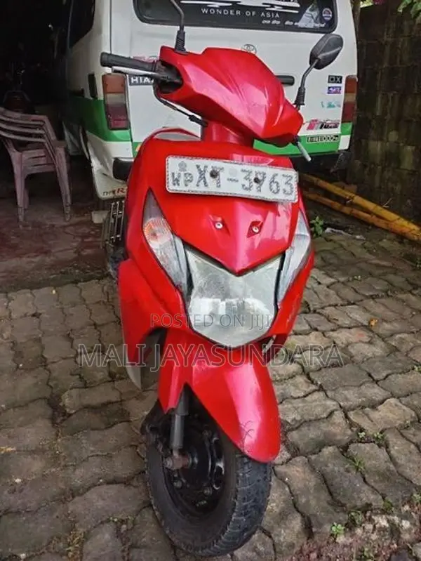 Honda Dio 2012