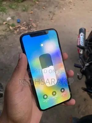 Apple iPhone X (Used)