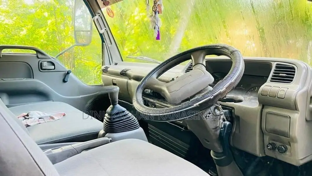 Isuzu Elf 14.5 1983