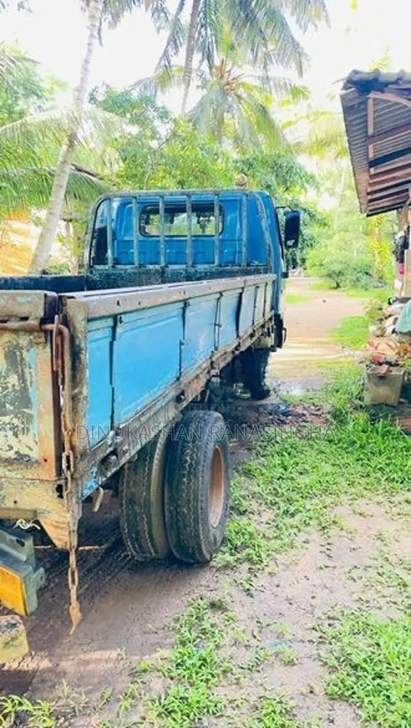 Isuzu Elf 14.5 1983