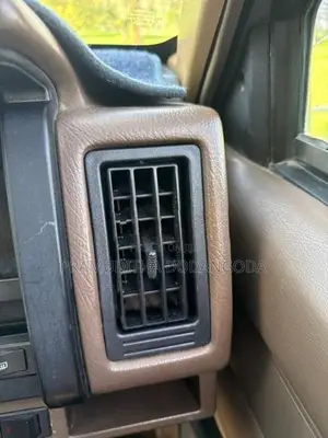 Nissan D21 AC Vents Frames