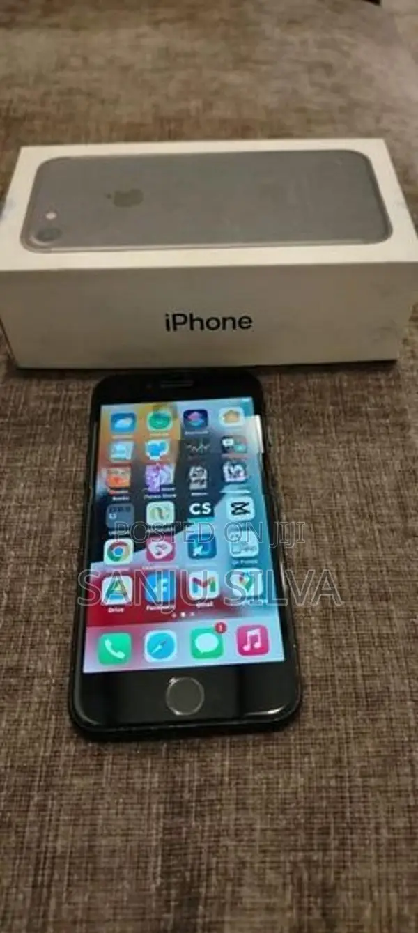Apple iPhone 7 (Used)