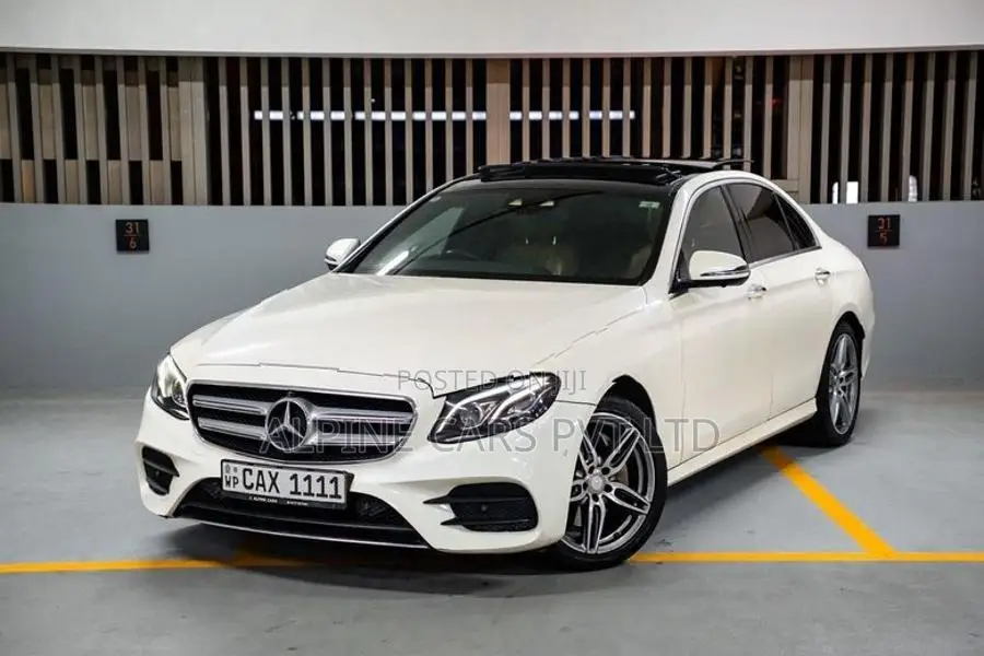 Mercedes Benz E220 Premium Plus 2017