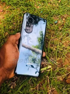 Huawei Nova 9 SE 8GB 128GB (Used)