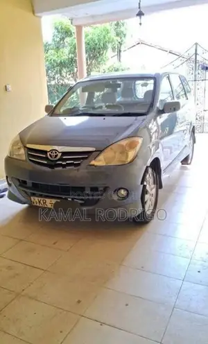 Toyota Avanza 2011
