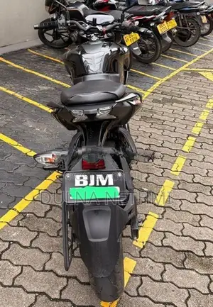 Bajaj Pulsar N160 2024