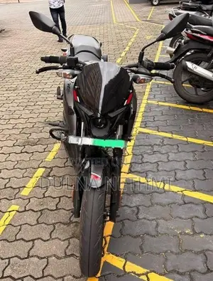 Bajaj Pulsar N160 2024