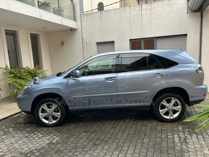 Toyota Harrier 2009