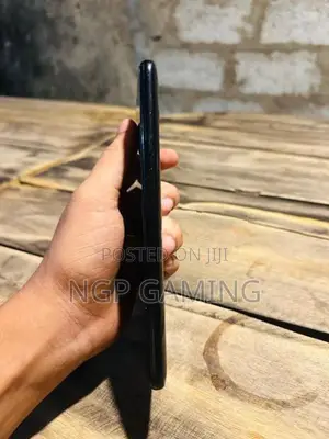 Samsung Galaxy A04e (Used)