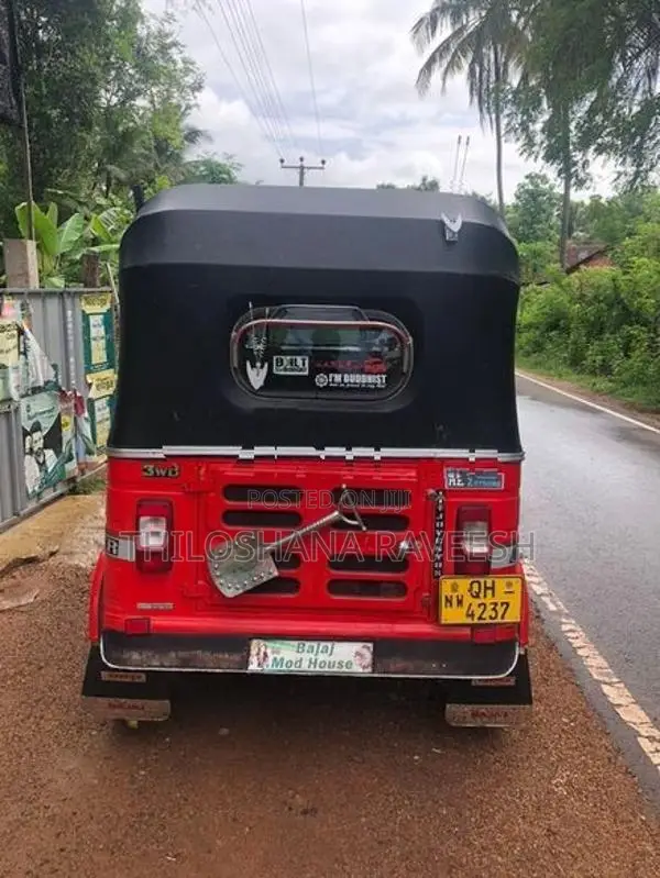 Bajaj RE 2006