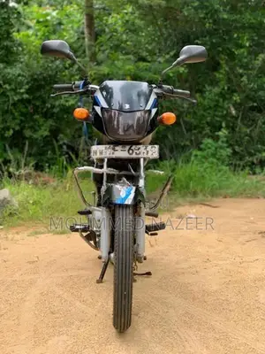 Bajaj CT100 2005
