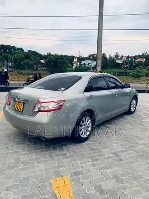 Toyota Camry 2011