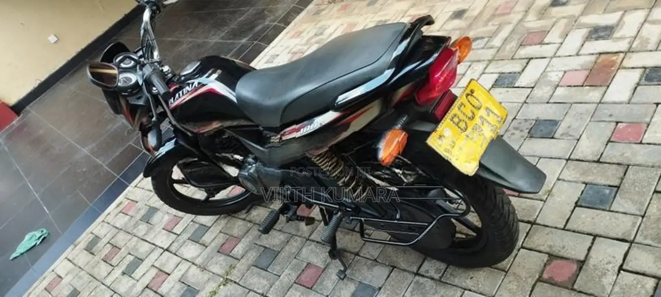 Bajaj Platina 100 ES 2015