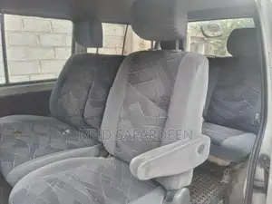 Mitsubishi Delica 1988