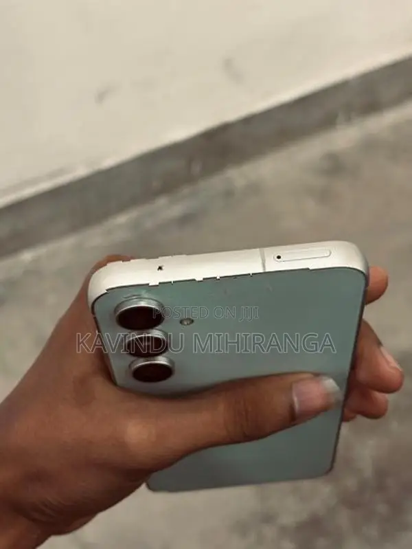 Samsung Galaxy S23 FE (Used)