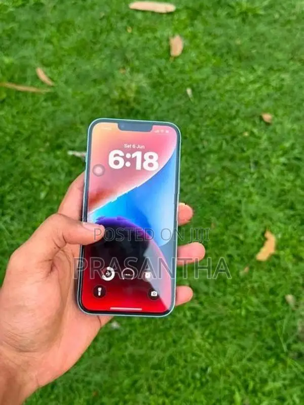 Apple iPhone 14 (Used)