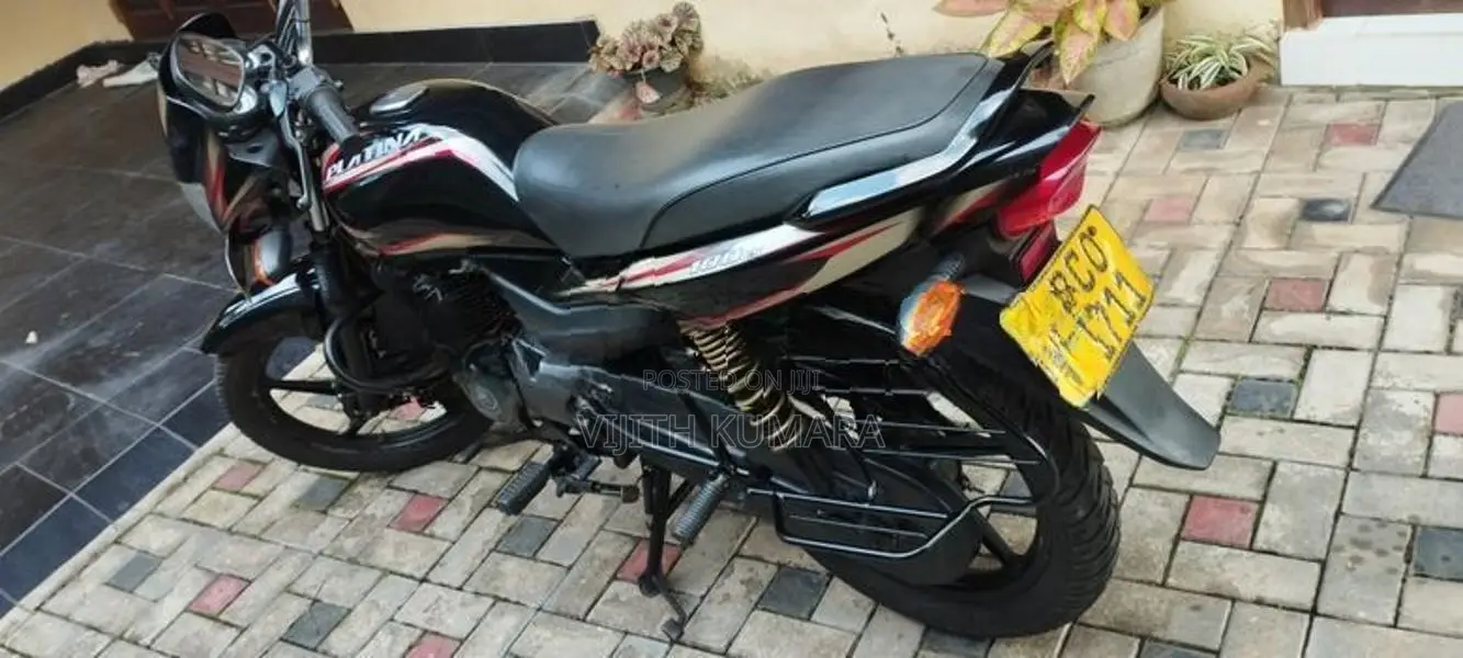 Bajaj Platina 100 ES 2015
