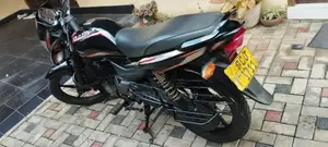 Bajaj Platina 100 ES 2015
